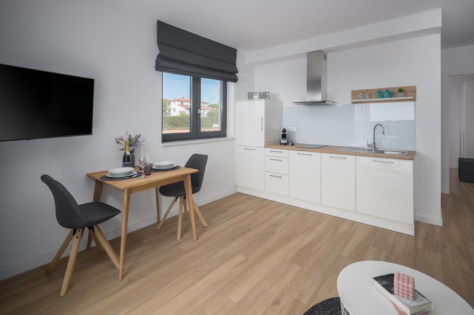 Lana Premium Residence Пореч Экстерьер фото