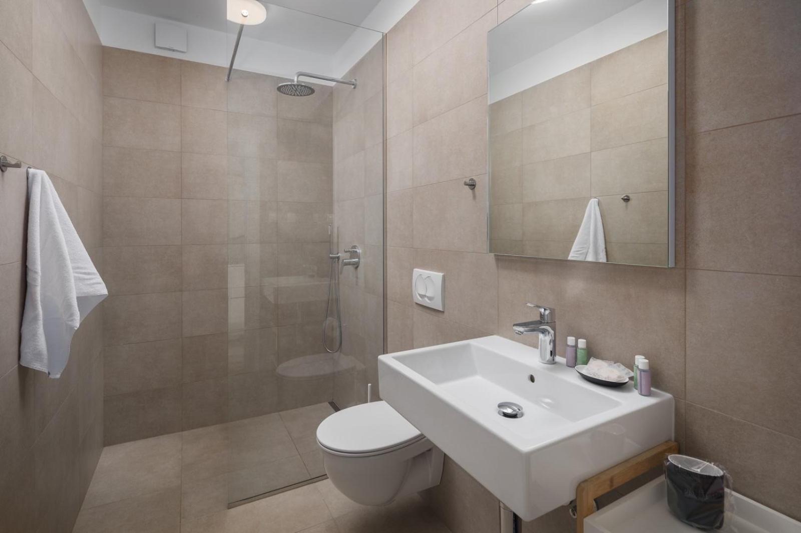 Lana Premium Residence Пореч Экстерьер фото