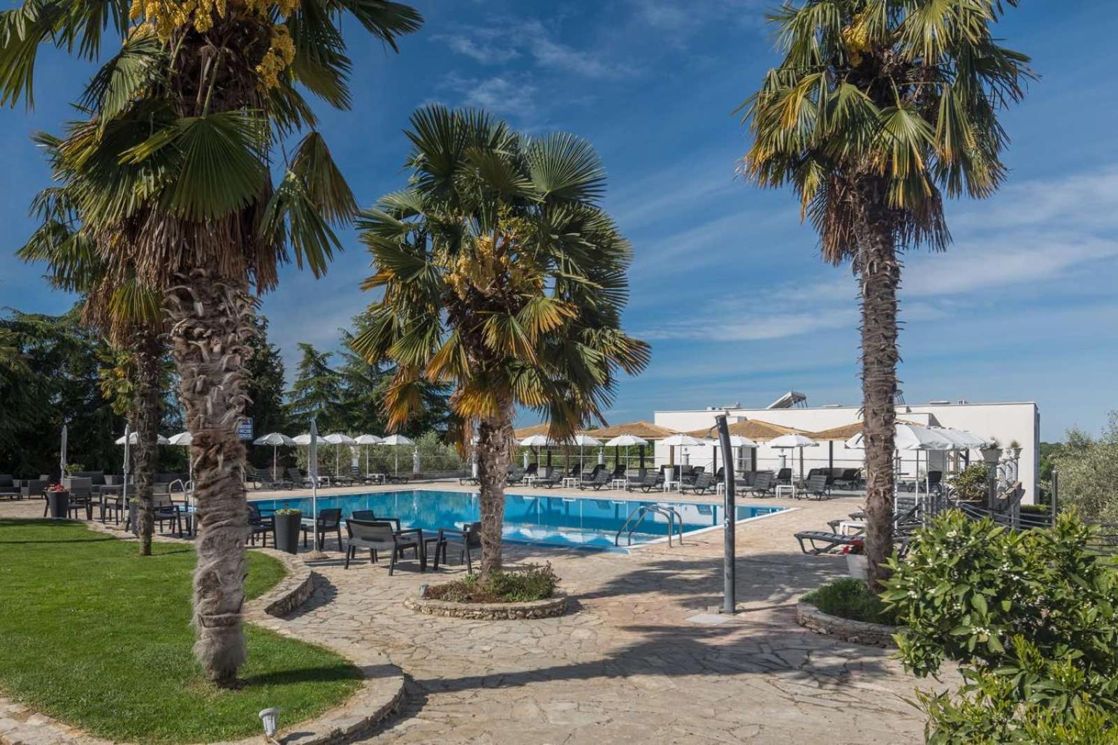 Lana Premium Residence Пореч Экстерьер фото