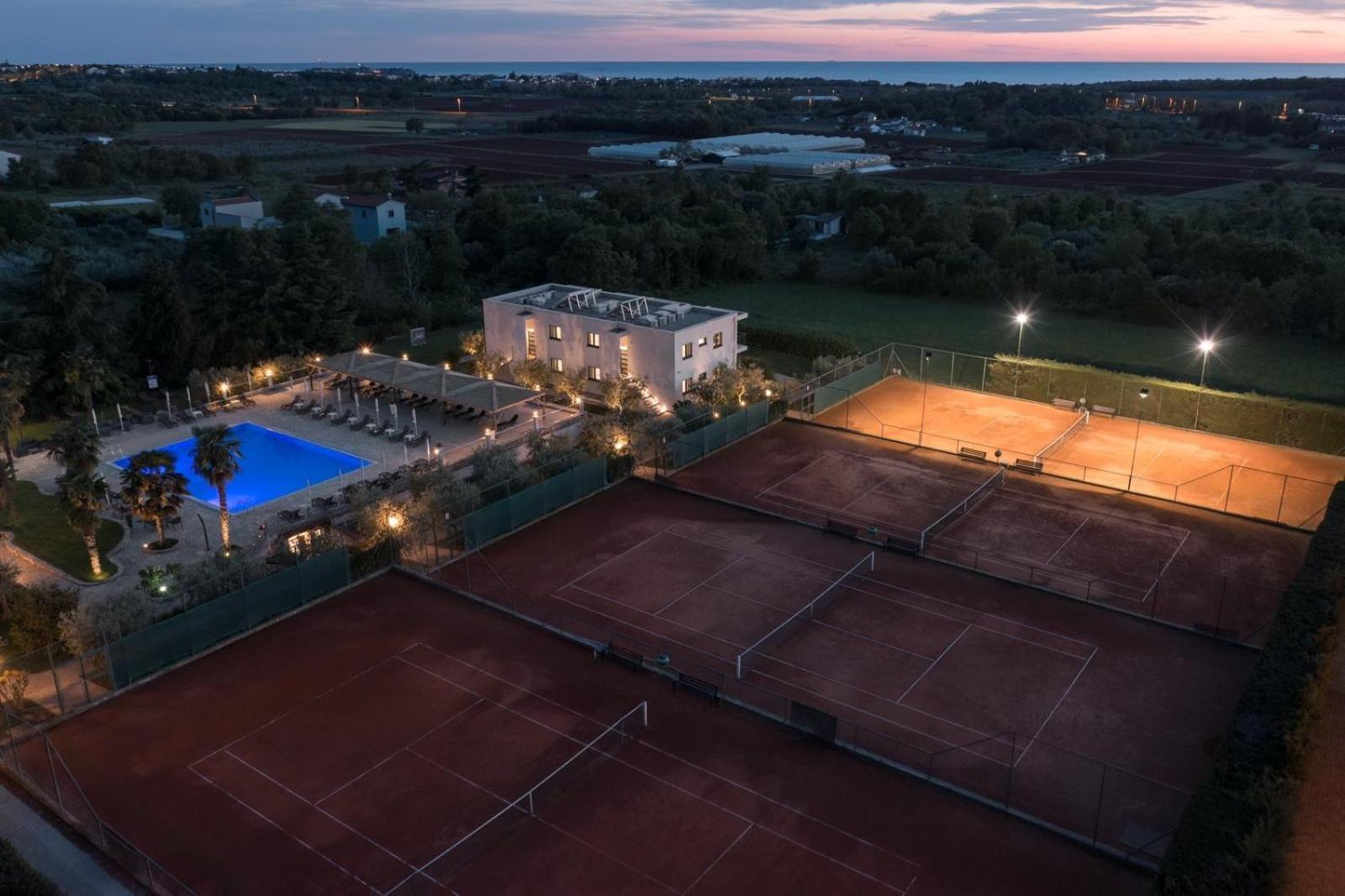 Lana Premium Residence Пореч Экстерьер фото
