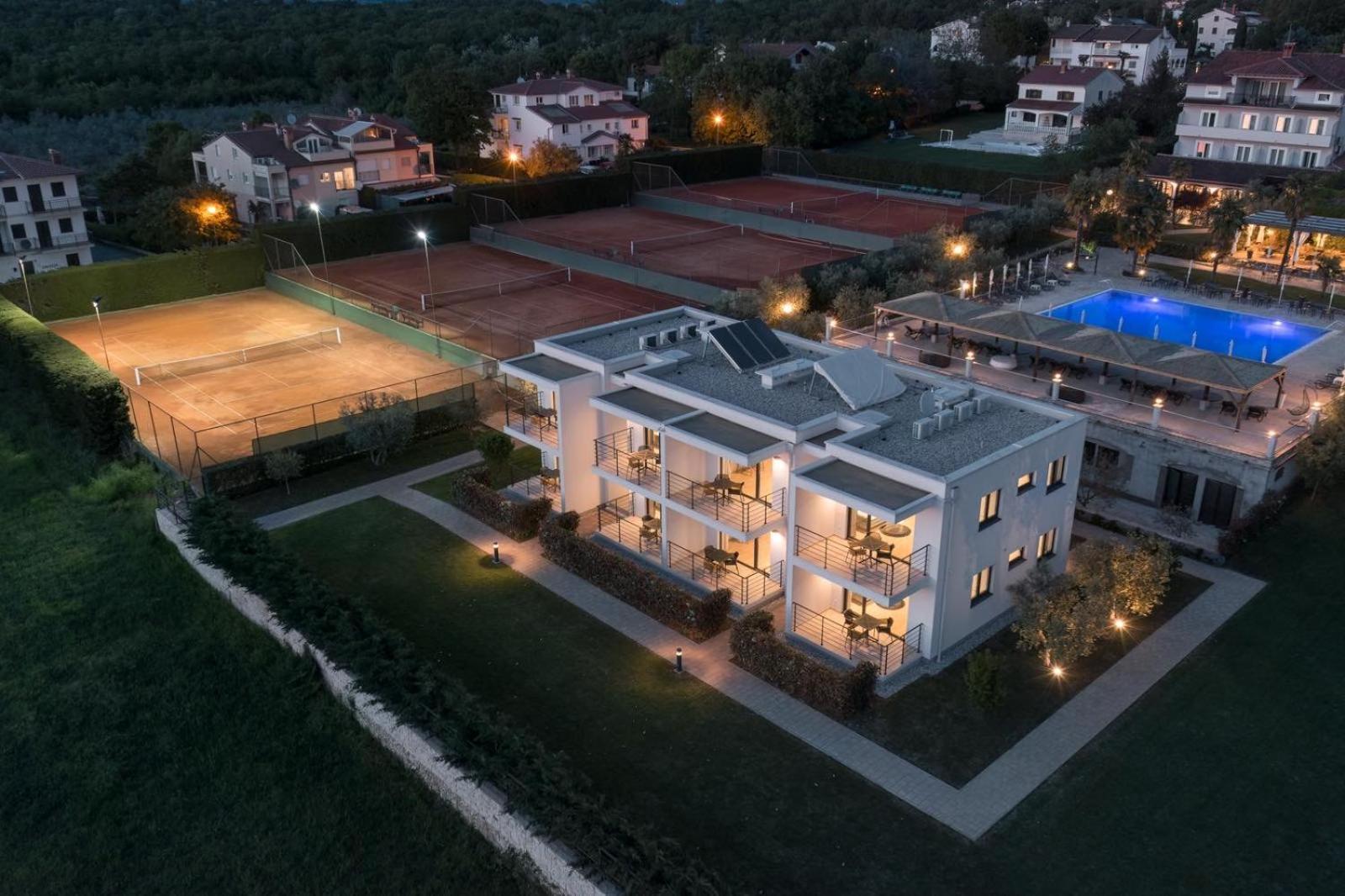 Lana Premium Residence Пореч Экстерьер фото